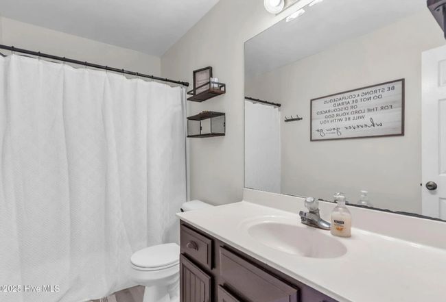 Photo of 104 Redhead Ct