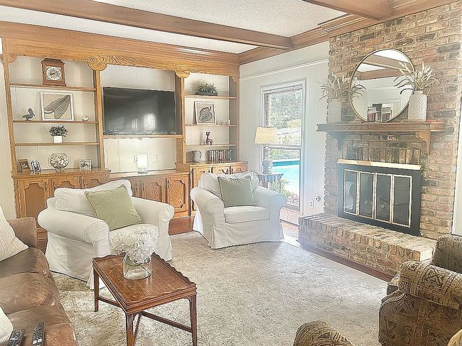 Image of 5501 Regency Oaks Dr S