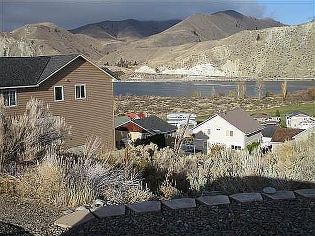 Photo of 685 W Emerson Dr, Orondo, WA