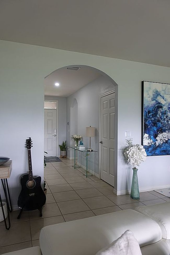 Additional photo 3 of property located at 3307 Nw 1st St