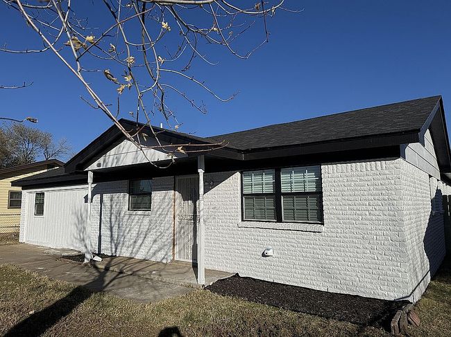 Image of 2120 Heather St