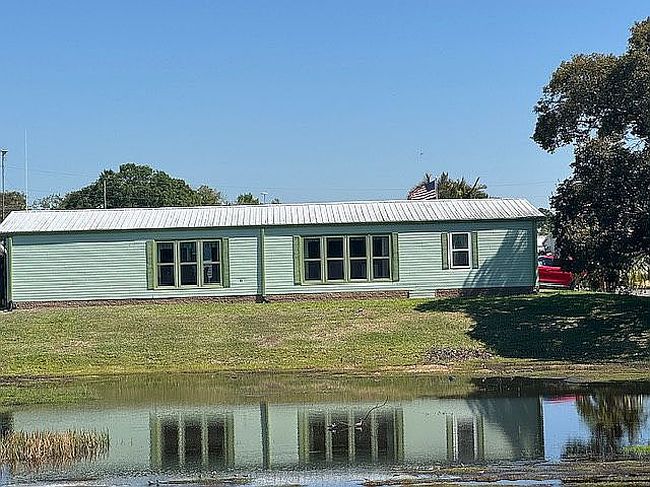 Image of 558 Redwood Dr