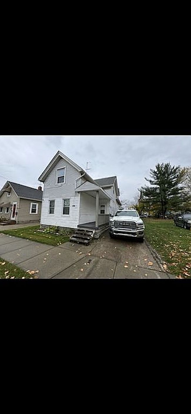 Photo of 3259 W 44th St, Cleveland, OH