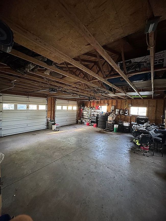 211 E Prairie St, Ionia, IA