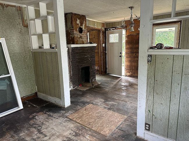 Photo of 222 Grove Ave, Beckley, WV