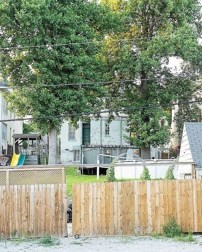 Photo of 1922 Clay St, Saint Joseph, MO