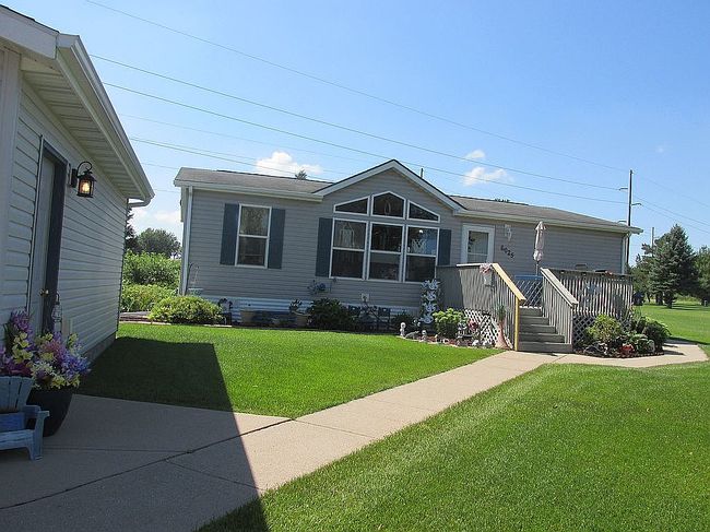 Photo of 6025 S Canterbury Pl