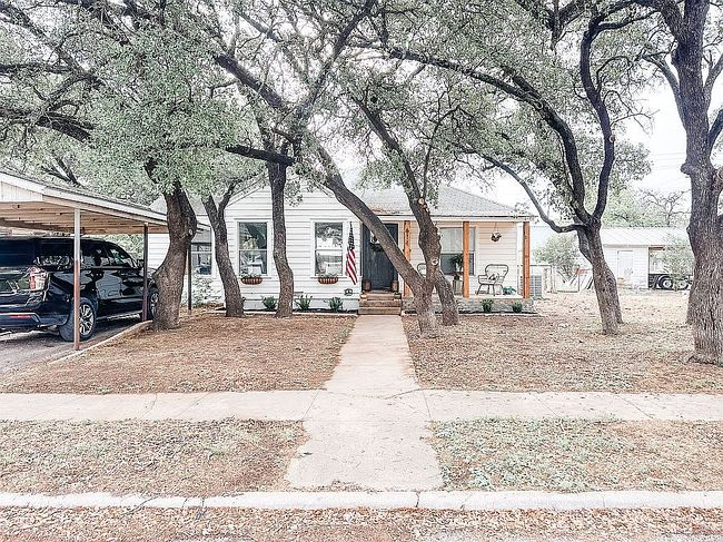 Image of 611 Poplar Dr