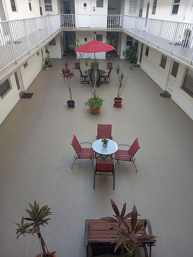 Photo of 2010 Fillmore St Apt 308, Hollywood, FL