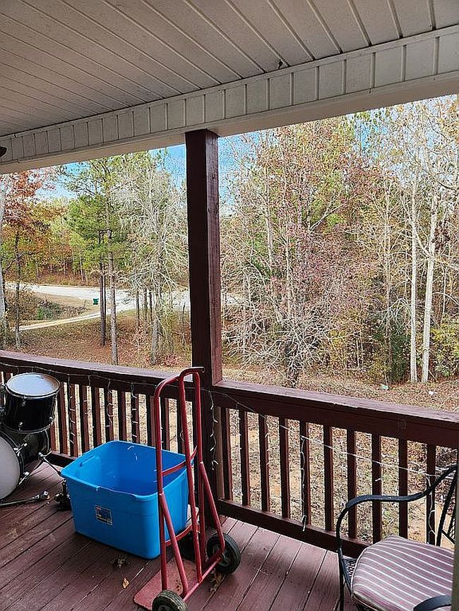 Photo of 113 Chipper Ln, Sparta, GA