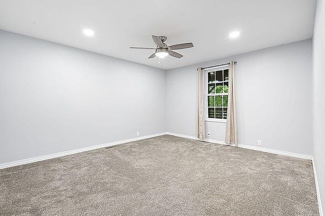 Photo of 622 Lake Shore Dr, Branson, MO