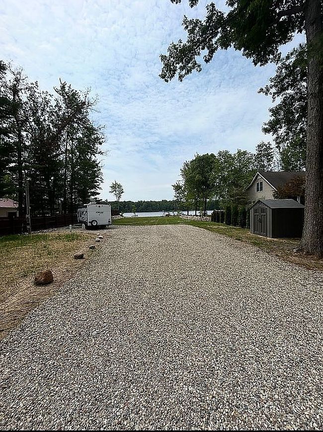 Image of 2250 Tamarac Ln