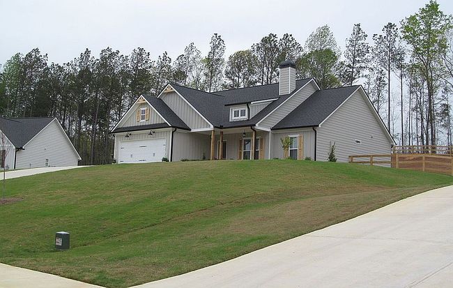Photo of 516 Barnwood Dr, Rockmart, GA