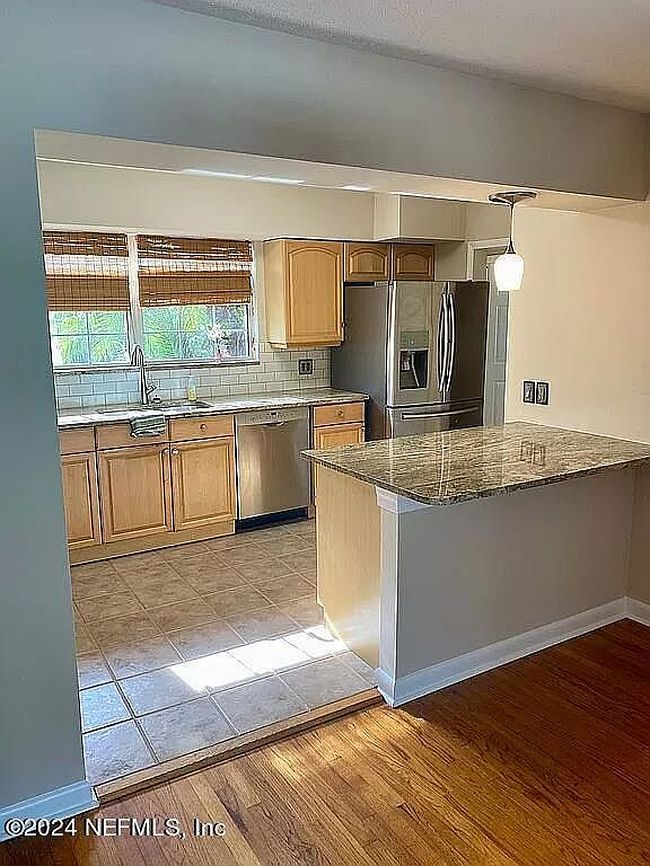 Preview of property located at 4047 Marianna Rd