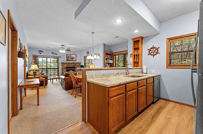Photo of 24 Village Trl #1004, Branson, MO