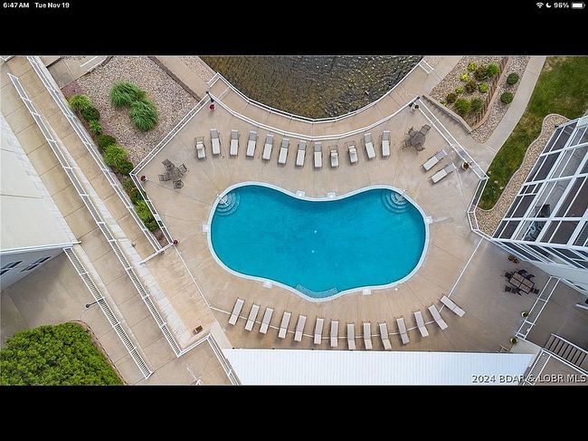 Photo of 18130 Millstone Cove Rd Unit 403, Gravois Mills, MO