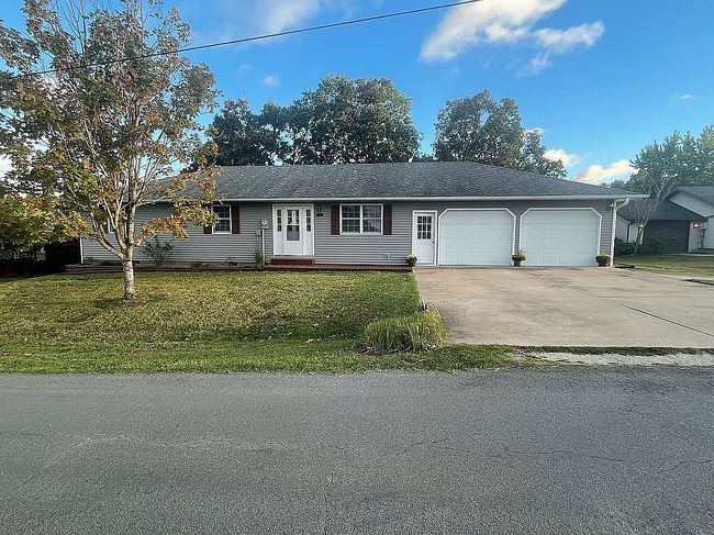 Preview of property located at 526 Ridgeview Dr