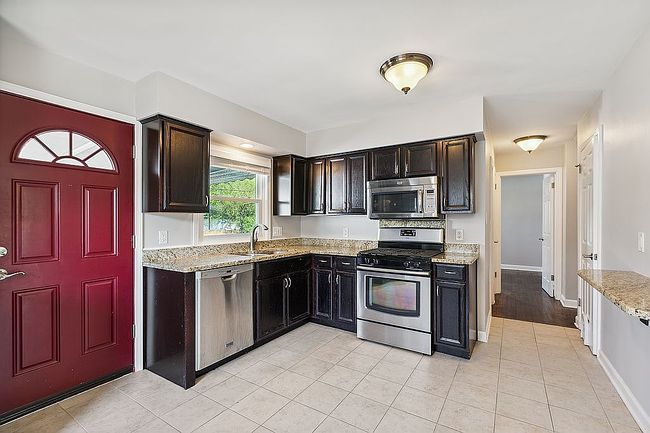 Preview of property located at 8118 Howard Ave