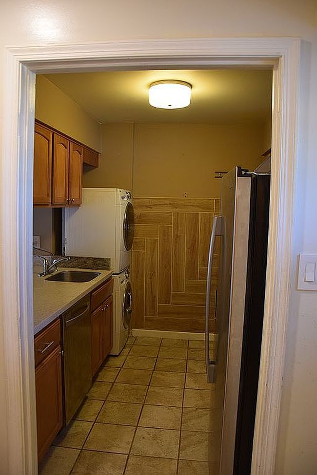 Photo of 6149 Strasburg Dr, Centreville, VA