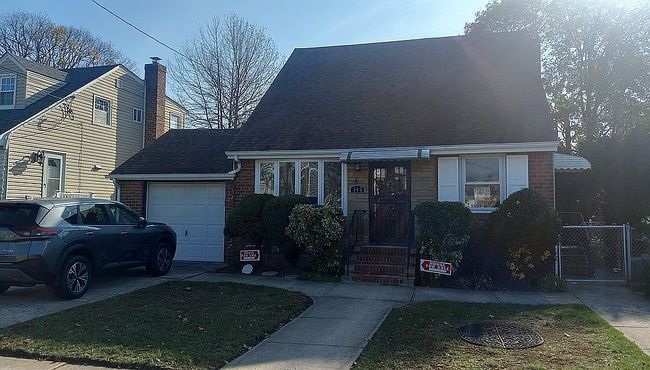 Image of 165 Raff Ave