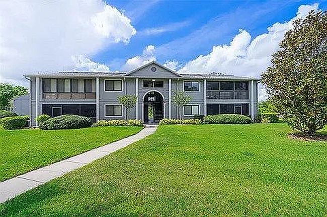 Image of 2650 Oak Park Way #103