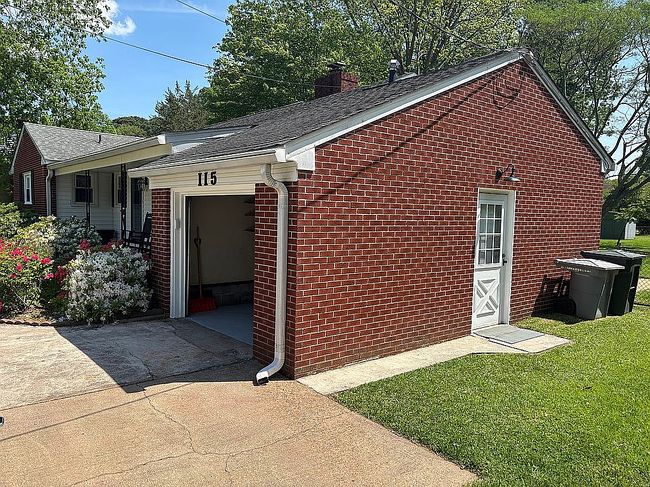 Image of 115 Marcella Rd