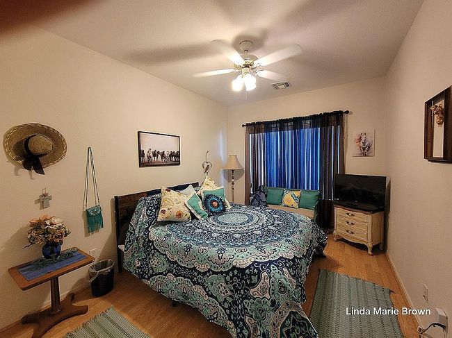 Image of 2431 Bluebird Ln