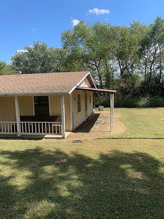 Additional photo 2 of property located at 8699 Washington