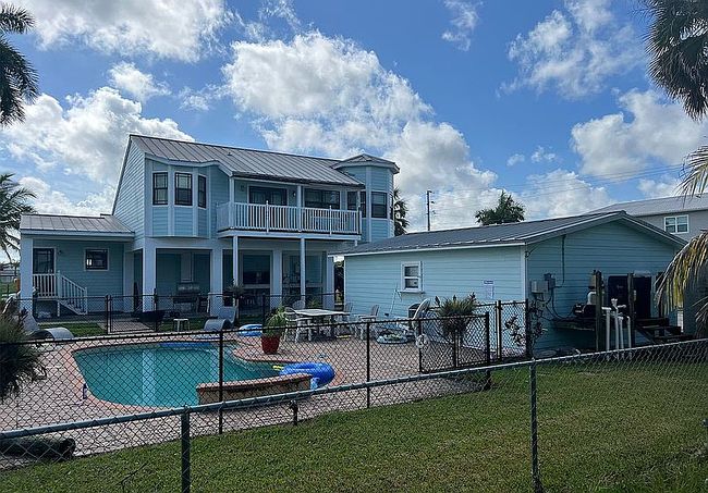 Preview of property located at 407 N Copeland Ave