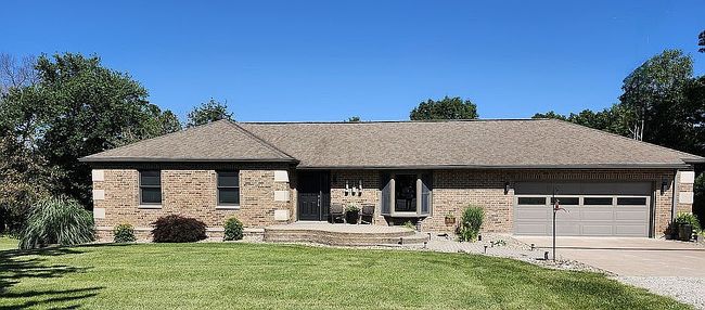Photo of 2301 Valley View Cir, Donnellson, IA