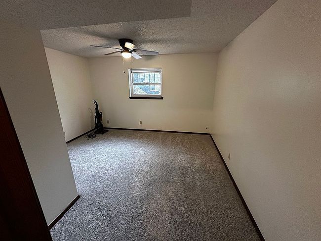 Photo of 4040 Sheridan Rd, Bartlesville, OK