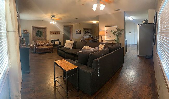 Photo of 6983 Bartosch Rd, Robstown, TX
