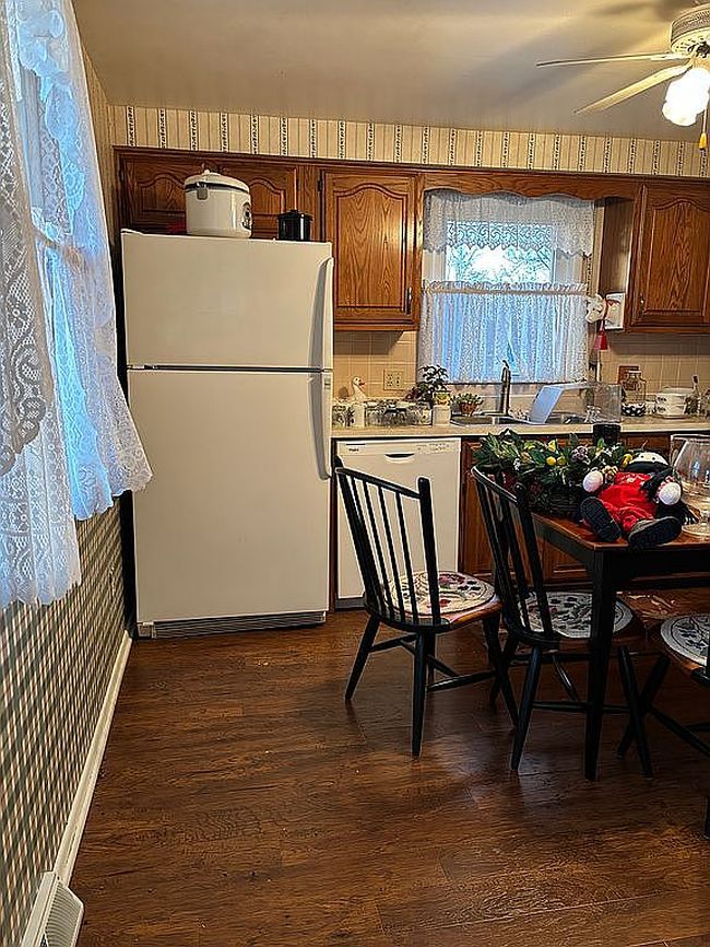 Image of 357 Forbes Ave