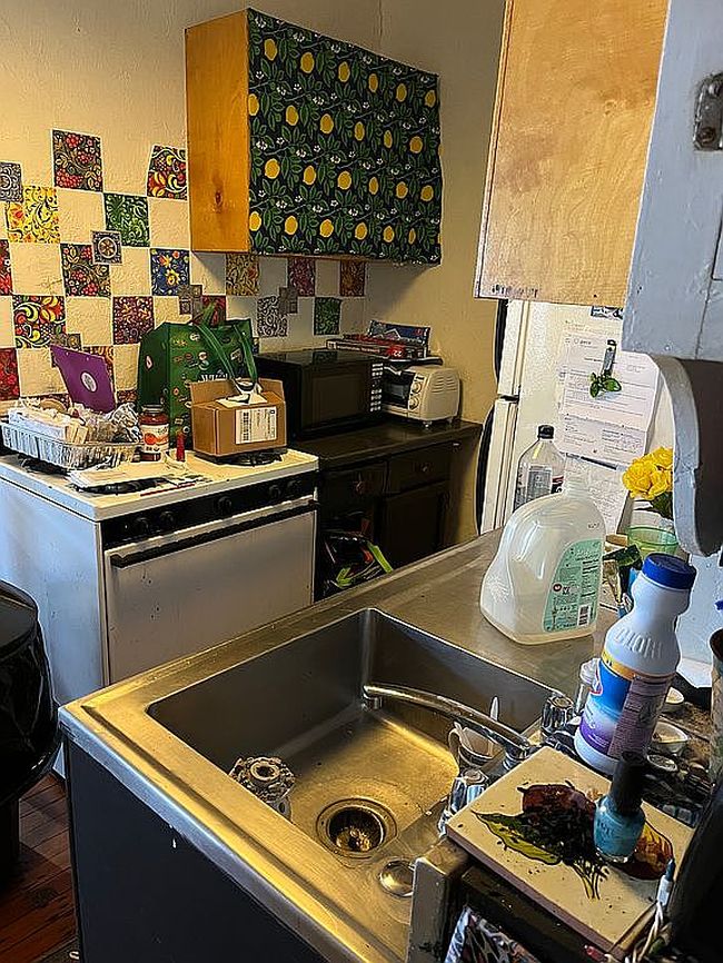 Additional photo 2 of property located at 427 W Coulter St