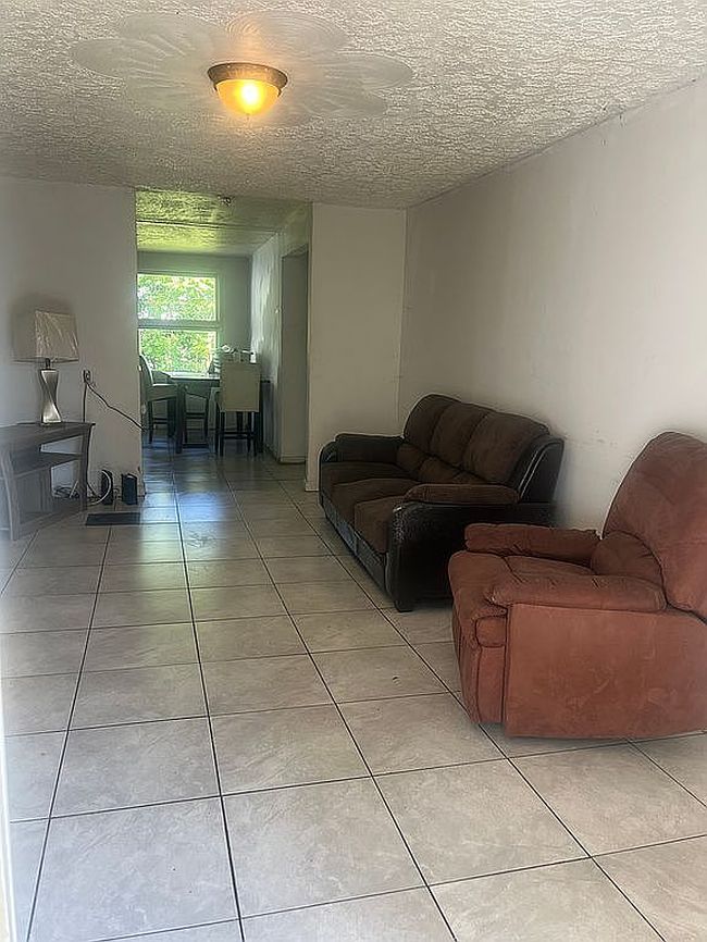 Photo of 73 Pine St