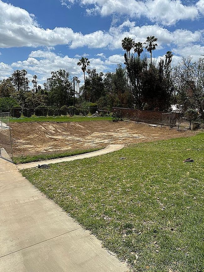 Photo of 1660 Homewood Dr, Altadena, CA