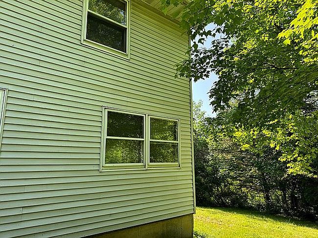 Photo of 77 Ketchum Hill Rd, Pt Crane, NY