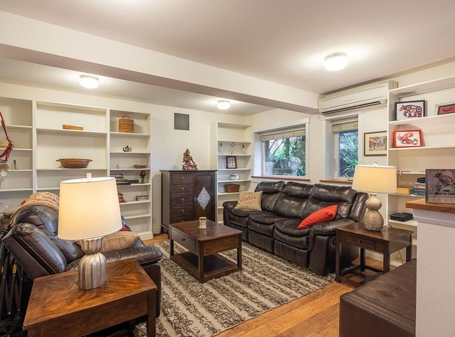 Image of 3965 Legoe Bay Rd