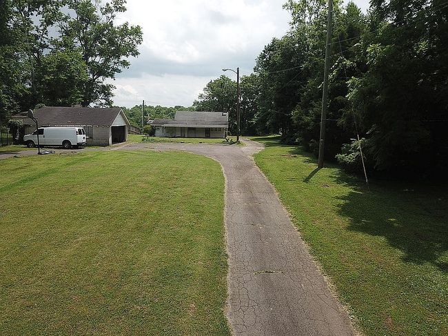 Photo of 4432 Brush Hill Rd, Nashville, TN