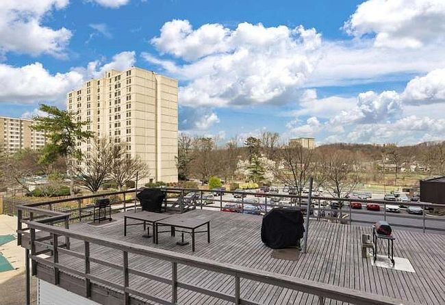 Image of 5340 Holmes Run Pkwy Unit 405