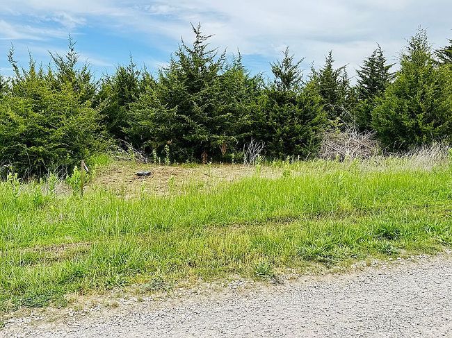 Photo of 57 Ravens Roost Dr, Linn Valley, KS