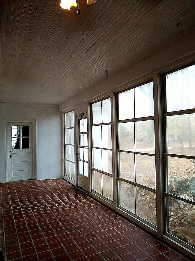 Photo of 24508 Old Meadow Rd, Seaford, DE