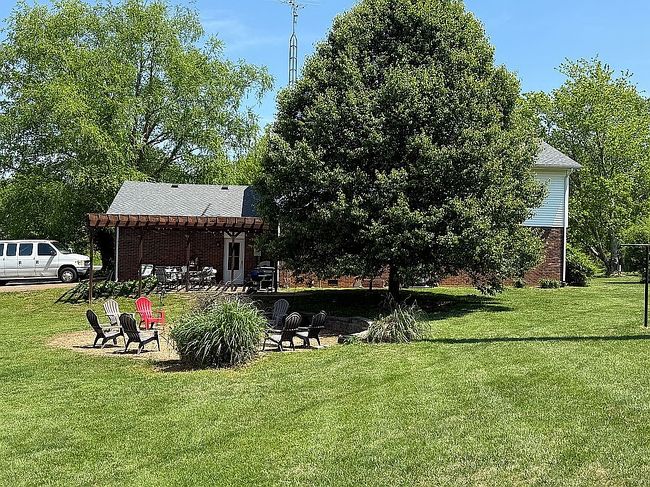 Photo of 2305 Middle Bridge Rd, Bowling Green, KY