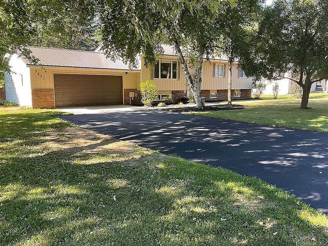 Photo of 3431 Maradee Ct, Farwell, MI