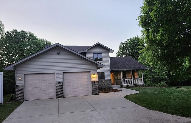 28481 141st Ave, New Prague, MN