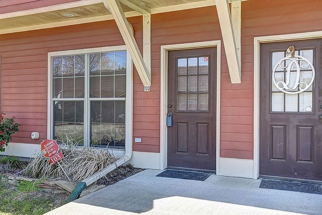 Image of 2202 Johnston St #103