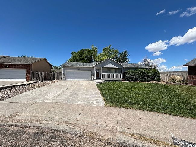 Photo of 713 Sarah St, Garden City, KS