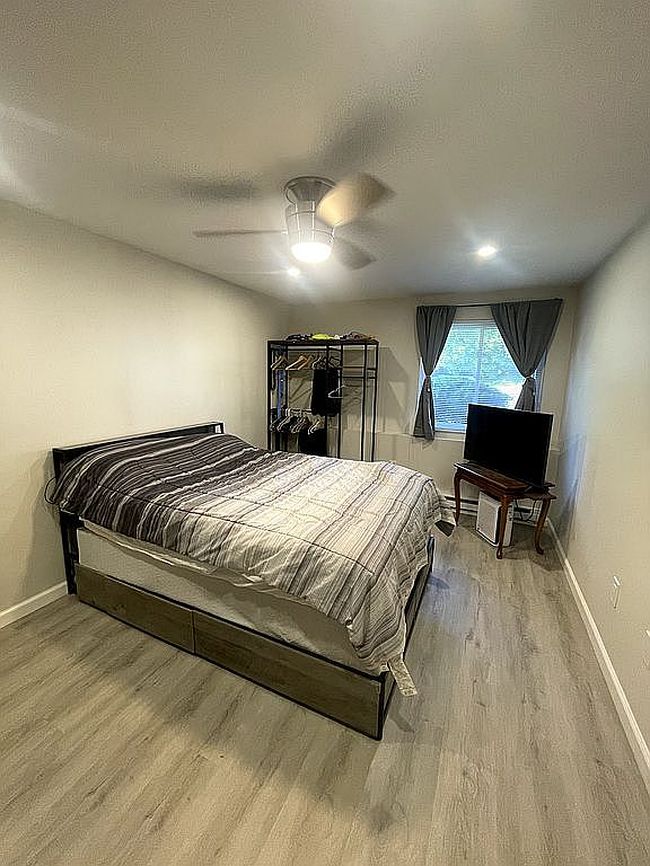 Photo of 7 Padanaram Rd Unit 116, Danbury, CT