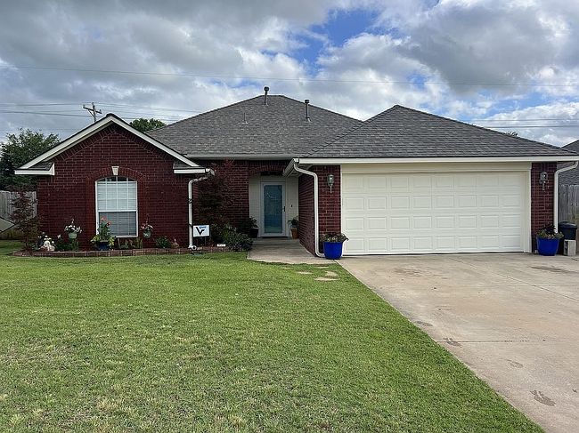 Photo of 416 Treyton Pl