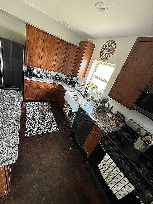 Photo of 84 Deer Run Rd, Gillette, WY